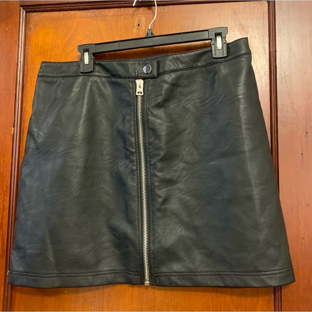 Topshop black faux leather mini skirt zip front